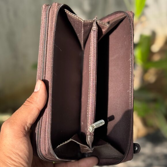 Genuine Leather Checkbook Cover Women's Organizer RFID Wallet, BUY 1 GET 1 FREE - Picture 5 of 8